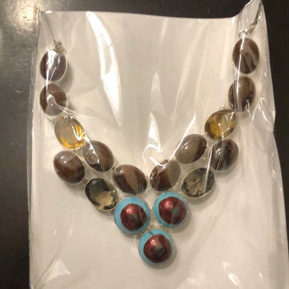 Necklace - Picture 2 of 3